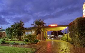 Oasis Motor Inn